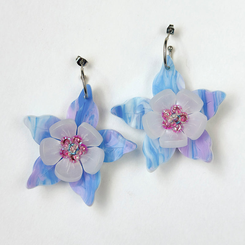 Columbine Flower Statement Dangle Earrings - Mauve Sky