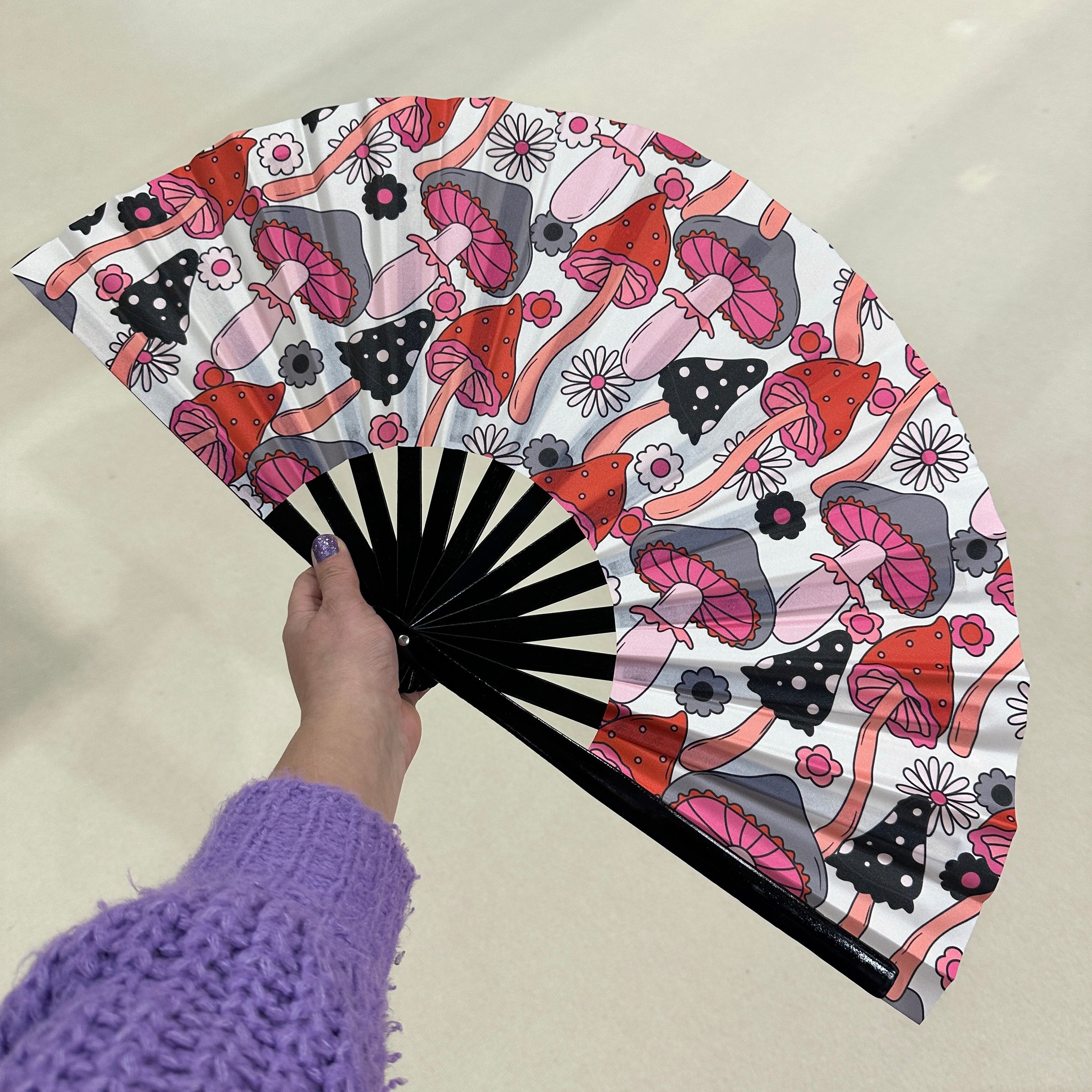 Giant Clacking Hand Fan with Red, Black & White Toadstools Print (Glows in UV!)